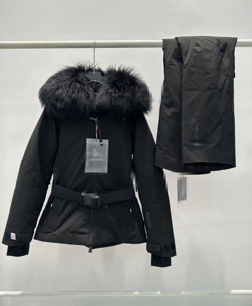 Women's Puffer Jacket Hooded Winter Coat Designer Tops Womens Coat Fashion Parka Winter Warm Lightweight Jacket Windbreaker Women Jacket Badge Letter Real Down V1