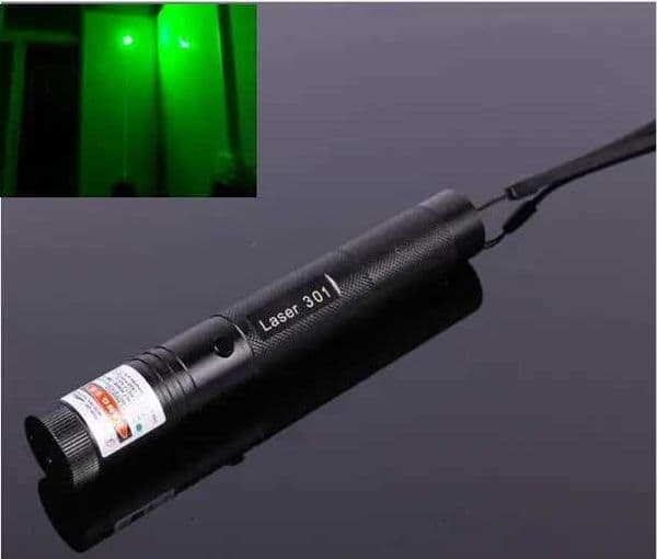 AAA Mini NEW Cat Keychain Fun Pointer No battery Portable Laser pointer LED Training Torch Pet Cat Tickle Toy Flashlight Lazer X250922
