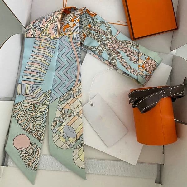 Designer fashion womens Scarf Handbag Scarf Tie Hair bundle Silk Scraves Top Grade Silk Bag 100% Silk Material size 5x86cm