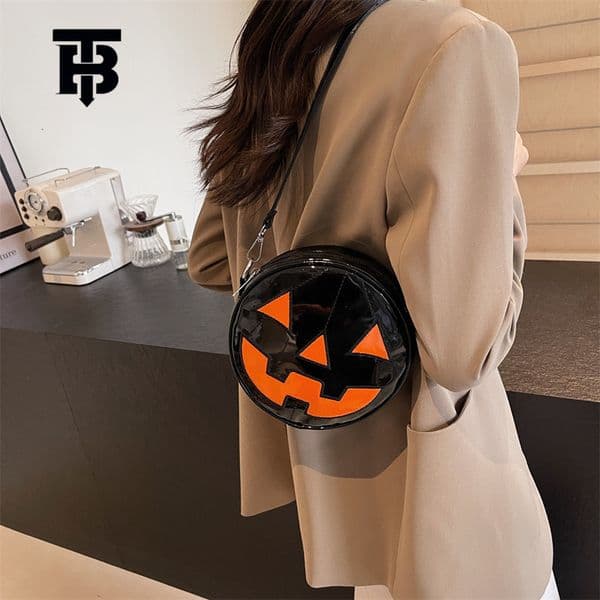 TB BHULAMTE Free Shipping New Designer Bag Fashion 2025 Fashion Crossbody Bag Halloween Bizarre Personality Decoration Candy Gift Shoulder Bag
