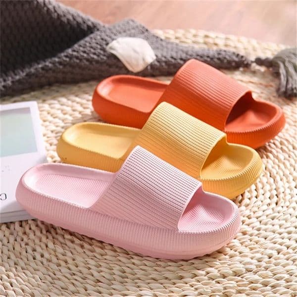 Summer Slippers Women Soild Slides Comfortable Bathroom EVA Cloud Soft Thick Non-slip Indoor Men Flat Heel Home Cushion Shoes 250214bj