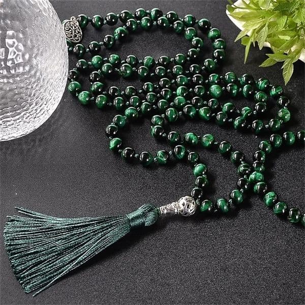 Chokers 8mm Natural Green Tiger Eye Knotted Beaded 108 Japamala Necklace Meditation Yoga Blessing Jewelry with Tree of Life Pendant 231124