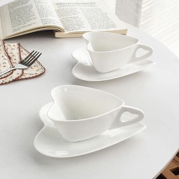 150ml Love Type Exquisite Pure White Ceramic Cup Plate Set European Style Afternoon Tea Coffee Milk Cup And Dish Sets Party Use 240827