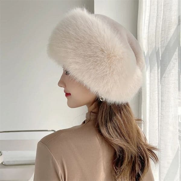 HT4003 Fur Hat Womens Warm Skiing Hat Womens Artificial Fox Fur Bomber Hat Womens Windproof Winter Hat 241018bj