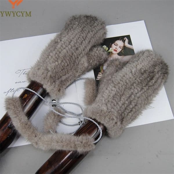 Winter mink gloves are fashionable soft and warm. 100% natural mink gloves are suitable for women. High quality elastic leather gloves are knitted fur gloves 241106