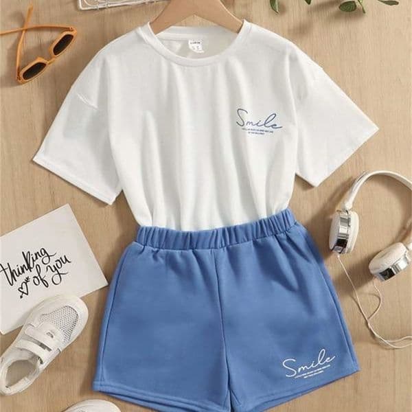 Girls Drop Shoulder Slogan Pattern Tee & Shorts SHE