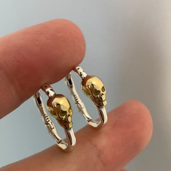 Dangle Chandelier VOQ Silver Color Retro Bump Gold Skull Earrings for Women Creative Punk Hip Hop Earbuckle Party Jewelry Halloween Gift 231208