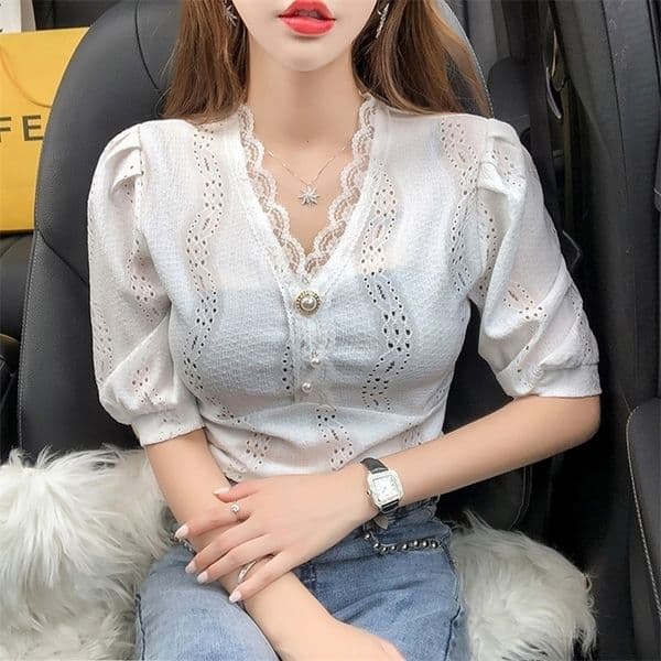 The New Office Lady French Retro Shirt Female Korean Summer Stitching Lace Vneck Puff Sleeve Women Blouse Tops T200608