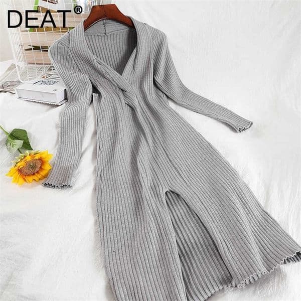 DEAT Women Slim Bottomed Knitted Split Dress Long Sleeve V-neck Temperament Fashion Spring Autumn MZ990 210709
