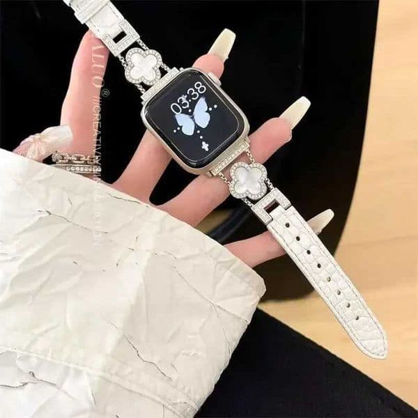 Clover Fritillaria Splicing Strap Compatible with iWatch Strap 38mm 40mm 41mm 42mm 44mm 45mm 49mm Fashionable Handmade Strap Z250924