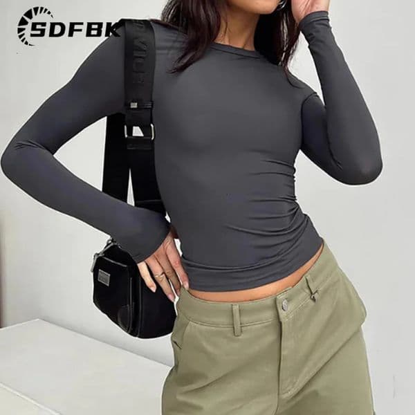Long Sleeve Y2K Slim Fit Shirt Women Casual Streetwear Basic Tee Fashion Cropped Tops O Neck Sexy Skinny Solid Ladies T Shirts 240617