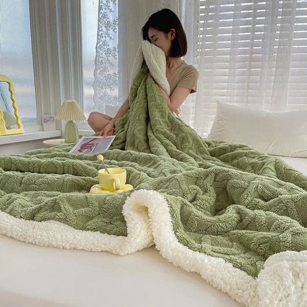 Lambswool Blanket Coral Flannel Sofa Cover Blanket Nap Office Shawl Air Conditioning Small Blanket Blankets for Beds 250117