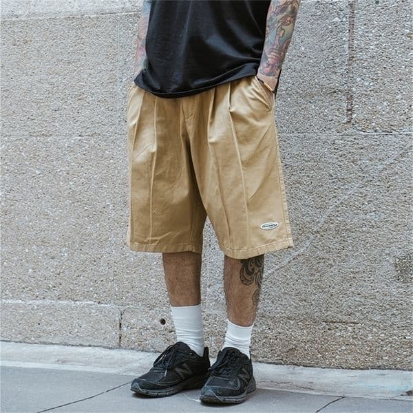 Men's Shorts Solid Color Pleated Shorts Mens Summer Knee-length Shorts Loose Elastic Waist Casual Half Pants Men 230426