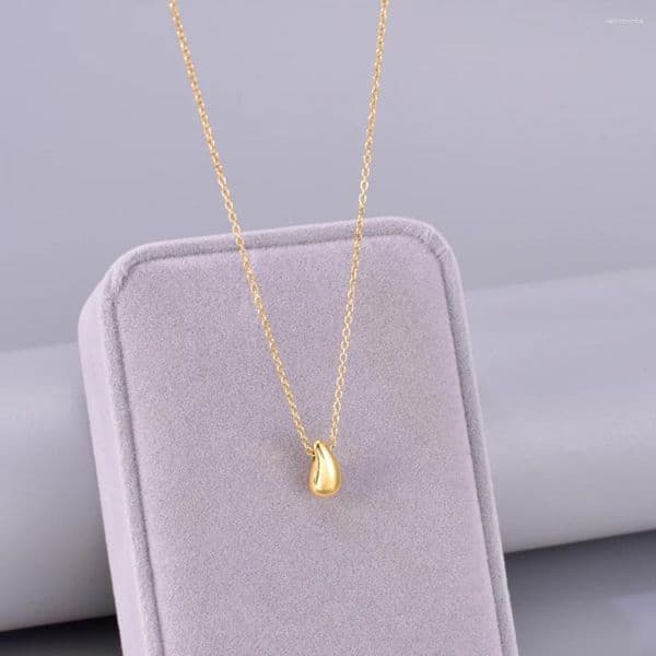 Pendant Necklaces L230 Wholesale Cold Style Golden Teardrop Necklace Korean Version Simple Stainless Steel Jewelry For Female Students