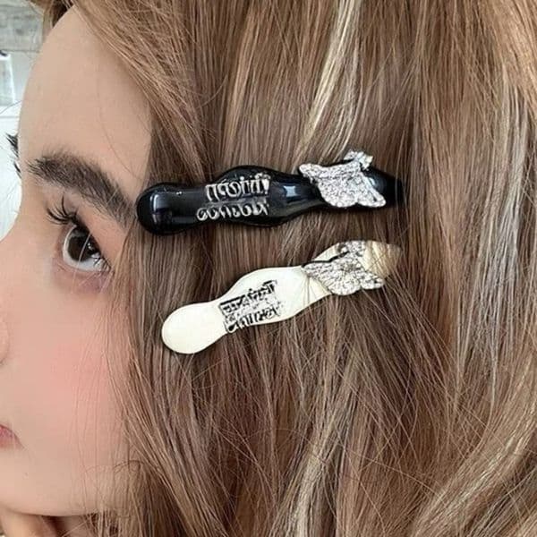 Designer Women's Hairpin Saturn Hairpin Letter Design Exquisite All-match Retro Niche Hairpin Multiple Options