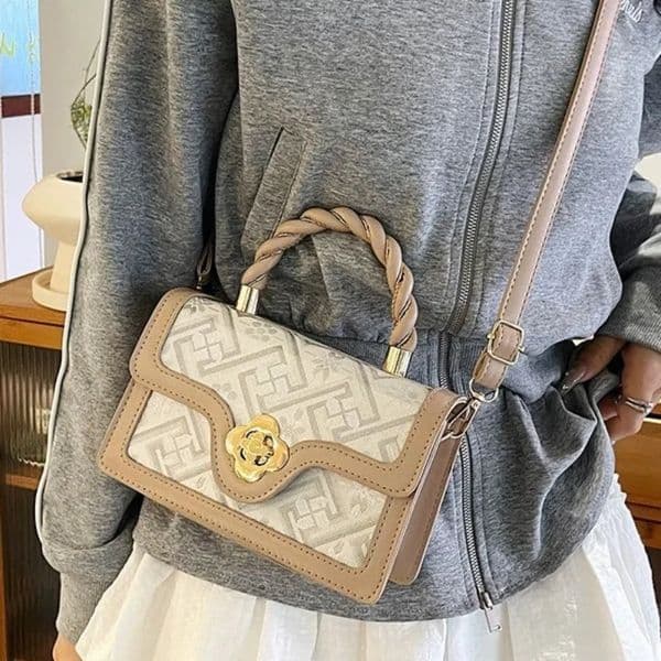 Small Square Bag New Retro Design Shoulder Messenger Bag High Value Handbag Women 250923BJ