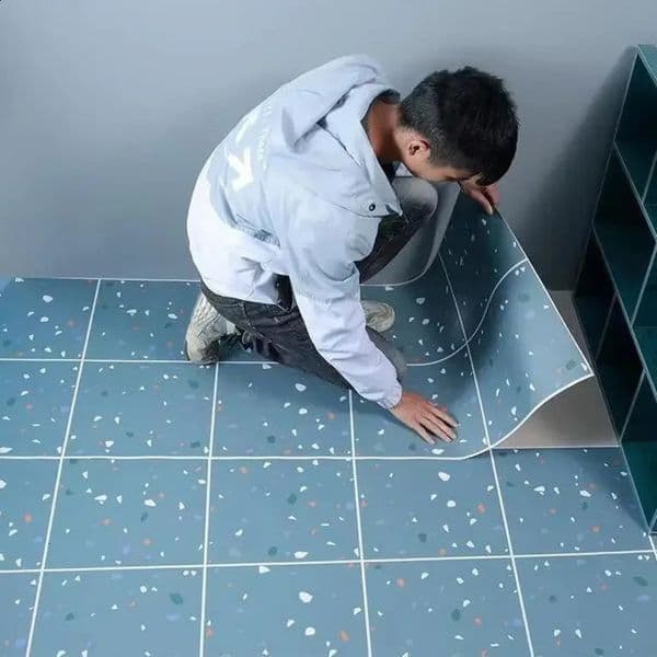 Piso Pvc automatic bathroom waterproof kitchen floor tile stickers wearresistant and anti slip 240919