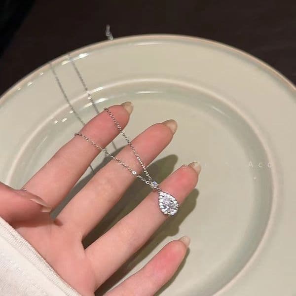 Sterling Sier Full Dia Water Drop Necklace for Women French Style Exquisite High-end Beauty Tears Collarbone Chain Ins Niche Jewelry