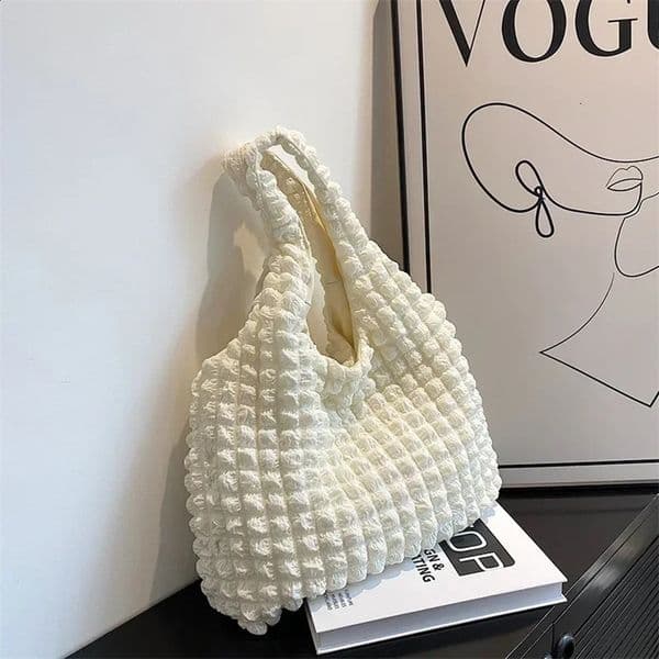 2024 Bag Female Summer Canvas Simple Handbag South Korea Ins Girl Western Style Clouds Puff Flower Shoulder 240822ZY