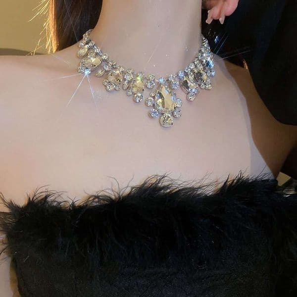 Round Water Drop Tassel French Light Fashion Collarbone Chain Unique Versatile Design Sense Necklace