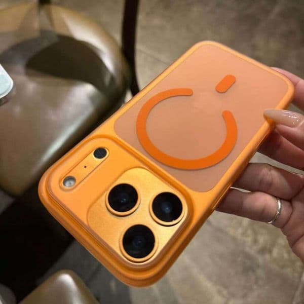 Suitable for iPhone 17 Skin Feel Matte Ice Fog Magnetic Apple 16 Full Coverage PC Hard Case Shockproof Protective Cover