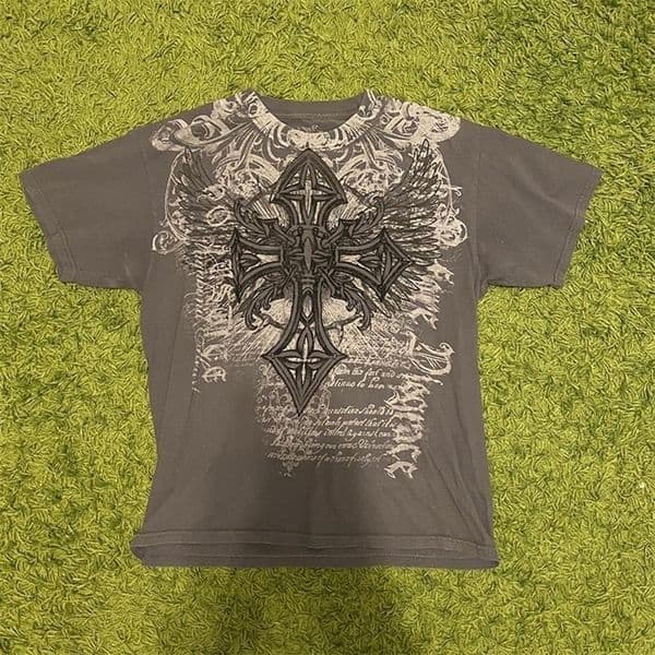 y2k Mens T-shirt Vintage Back Wing Graphic T Shirt For Men Gothic Round Neck Short Sleeve Male Clothes Tops Fashion Shirt 240626