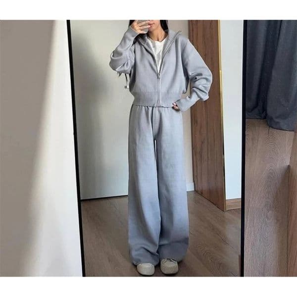 Womens Two-Piece Solid Color Slim Fit Short Top Slim Fit Knitted Pants Two-Piece Set Temperament Commuting Casual Two-Piece Set 250218
