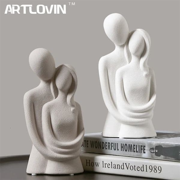 Nordic Abstract Couple Sculpture Lover Hugging Characters Frosted Ceramic Statues Plain White/Grey Figurines Wedding Gifts 250212
