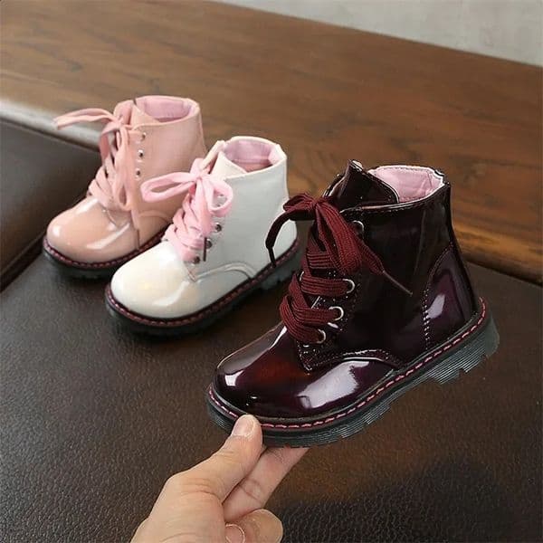 2024 Fashion Autumn Kids Boots PU Leather Boot Spring Childrens Shoes Boys Girls Anti Slip Foot Platform Shoes Child 2223 241224bj