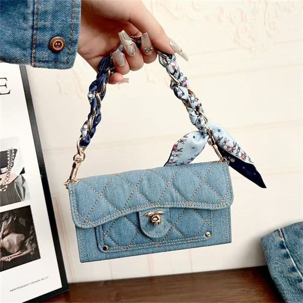 Designer Crossbody Wallet Phone Case for iphone 17 17promax 16plus 16promax 15promax 15 14promax 13 Luxury Cowboy Leather Chains Card Holder Strap Shell Back Cover