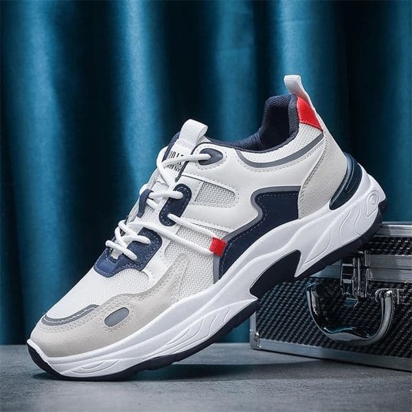 Mens breathable mesh casual sports shoes summer student outdoor soft sole comfortable running shoes walking shoes male sneakers 250317