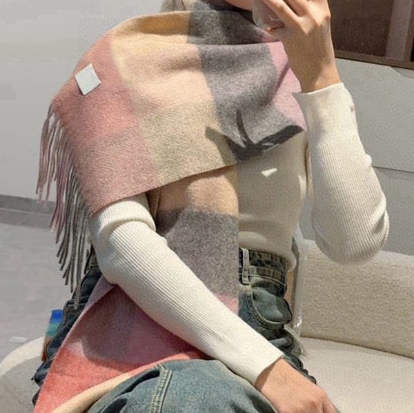 2025 Designer Scarves Inspired Elegant with Textured Letters Luxury Scarves by Top Brands Unisex Mixed-Color Autumn Winter Cashmere Wool Long Shawls With Box