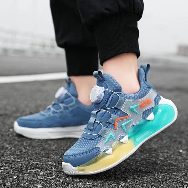 Childrens Sneakers Casual Mesh Breathable Flat Walking Luminous shoes Shoes Lightweight Breathable Gym Shoes Outdoor 250922BJ
