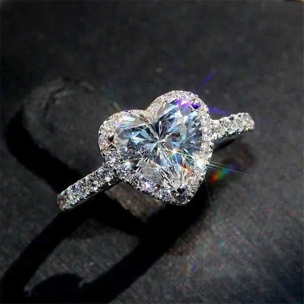 Fashionable heart-shaped ring engagement bride jewelry cubic zirconia elegant ring commitment ring womens party gift W250102