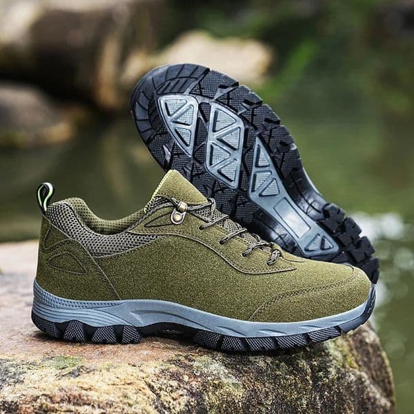 Mens Mountaineering and Hiking Shoes Outdoor Low Cut Anti Slip Mens Sports Casual Shoes 39-49 250102