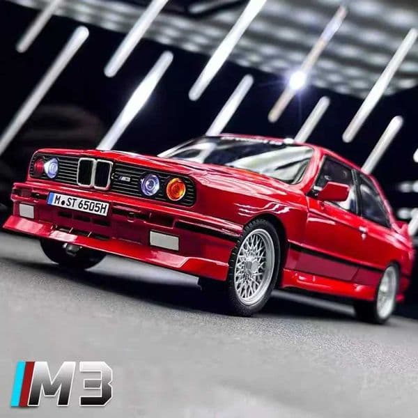 1 24 BWM M3 Model Alloy Die Casting Toy 4-Door Open Wheel Pullback Micro Car Sound Childrens Education Toy W250106