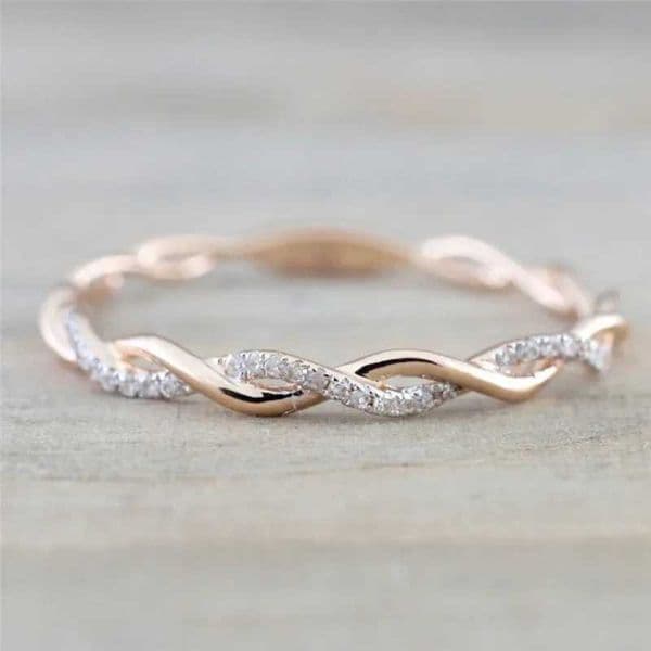 Vintage Rose Gold Color Twist Classical Cubic Zirconia Wedding Engagement Ring for Woman Girls Thin Crystals Rings Jewelry GiftXJ250110