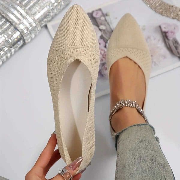 New Arrival Womens Pointed Toe Flat Shoes New Spring Solid Color Knitted Sliding Womens Casual Flat Shoes T250110