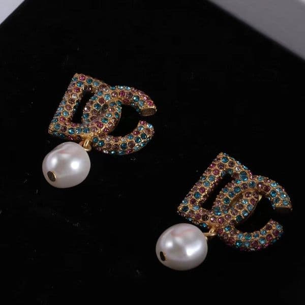 Luxury Designer Colorful Diamond Charm Earrings Women's Fashion Delicate White resin pendant earrings for women's wedding parties birthday gift jewelry