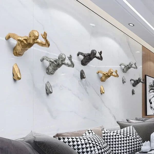 Resin Rock Climbing Man Wall Decoration Statue Sports Man Wall Pop Art Sculpture Figurine Decorative Mold Nordic Home Decor 250113