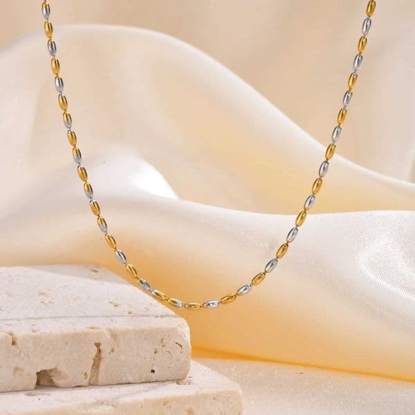 Two Tone Beaded Chain Necklace for WomenStainl Steel Olive Bead Chain Necklace 18K Gold PVD PlatedFashion Jewelry GiftsXJ250114