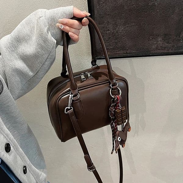 Leather Tote Bag Womens Shoulder Boston Pillow Handbag Trend Style Ladies Bowling Large Capacity Briefcase 250114