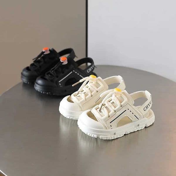 Sandals 2024 Summer New Children Comfortable Soft Sold Half Sandals Fashion Designer Anti Slip Sandals Trendy Kids Casual ShoesY250116EFYA