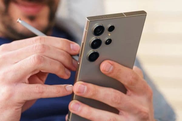 S24 7.3-inch ultra large mobile touch screen, Android intelligent 13 system camera, high-definition display, face recognition, 1TB high-end customization