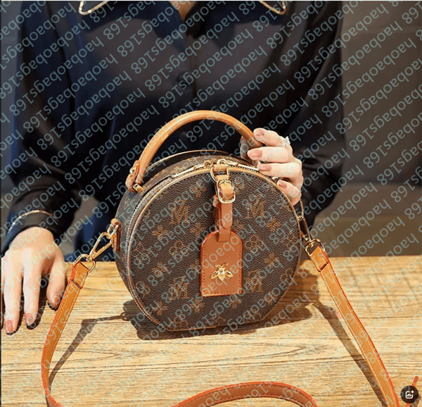2024 Round bags tote luxuries purses designer woman handbag Cowhide Shoulder Crossbody Nano Handbags Clutchs Purse dhgate Camera bag Good quality Bags