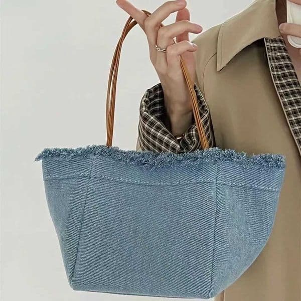 Designer New Trendy Fashion Denim Tassel Blue Color Bucket Bag Women Handheld Handbag Summer Shoulder Underarm Bag Lady Purse Y251124