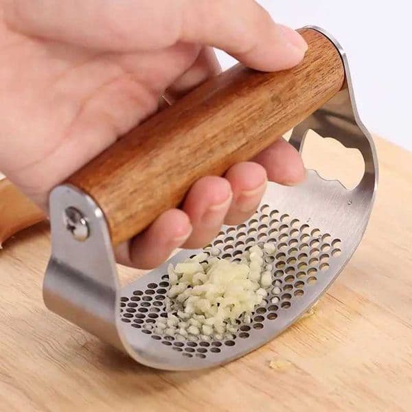 Garlic Press Crusher Stainless Steel Manual Garlic Mincer Chopping Garlic Tool Fruit Vegetable Tools Kitchen Accessories Gadget X250125