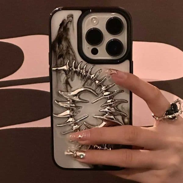 INS 3D Metal Fish Bone Clear Phone Case For iPhone 15 13 14 12 11 Pro Max Plus Punk Chic Camera Protection Soft Silicone Cover Z250122