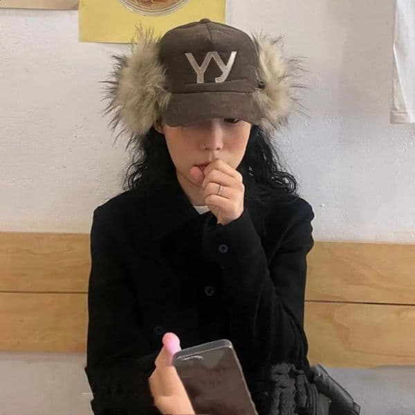 Minority Korean Style Corduroy Baseball Cap Embroidered Warm Feather Baseball Hat Casual Sunshade Y2k Peaked Cap Streetwear 250117
