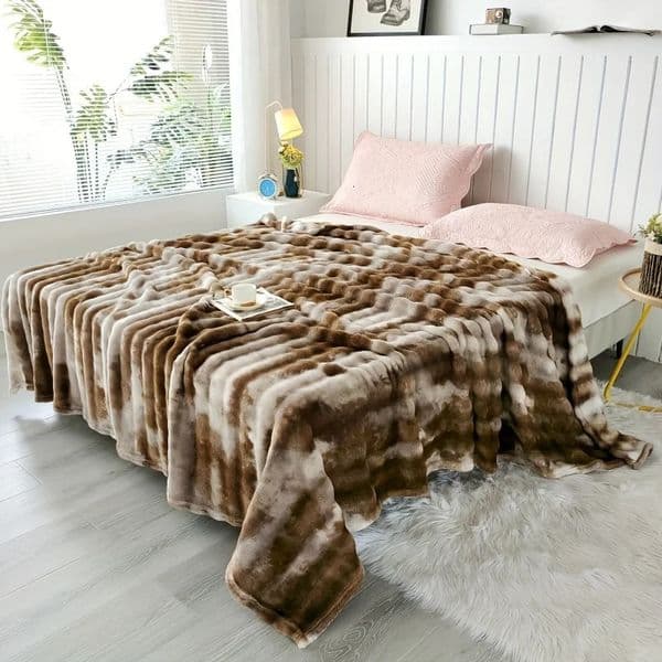 Designer -Soft Cozy Gradient Bubble Fleece Throw Blanket Milk Velvet Plush All-Season Multipurpose Nap Blanket For Office And Sofa